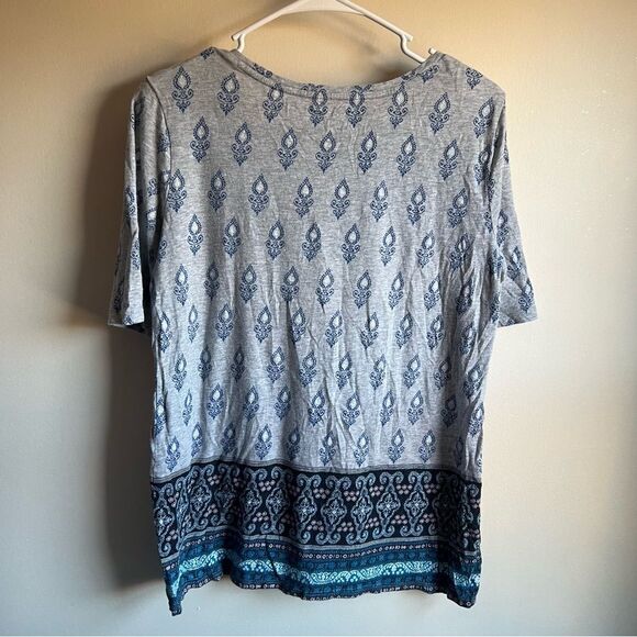 Loft Gray Paisley Bordered Hem Short Sleeve Tee T-shirt Blouse - Picture 4 of 5